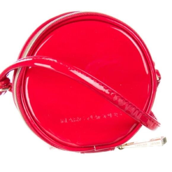 Marc Jacobs Red Patent Leather Mini Circle Crossbody Handbag New in Plastic - Picture 2 of 7